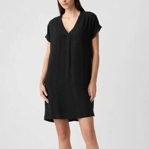 GAP Black V-Neck Dress with Pockets